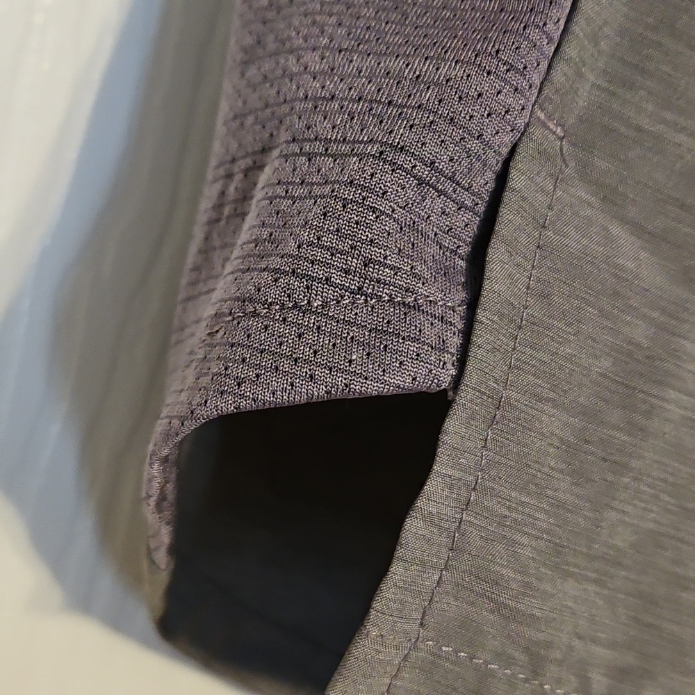 Men's Nike Dri-fit Grey Athletic Shorts with Side Panels and Inner Lining - Picture 6 of 11